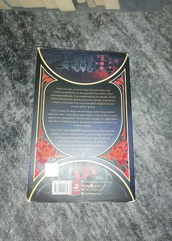 Sadece Bir Canavar - Vanessa Len - Görsel 2