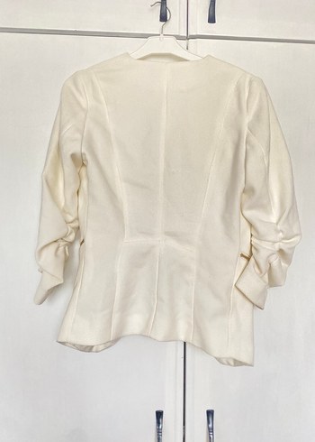 H&M Düğmeli Beyaz Kadın Blazer Ceket