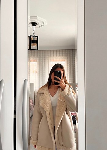 Beyaz Süet Peluş Detaylı Midi Kadın Ceket - Görsel 3