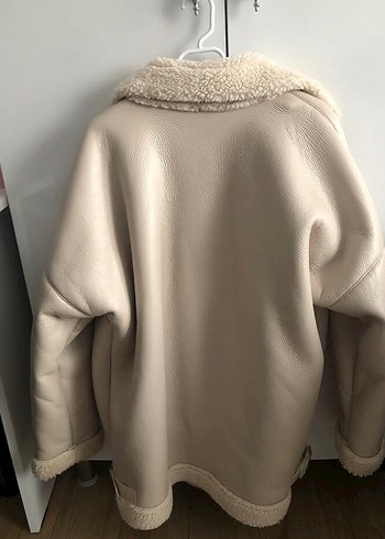 Beyaz Süet Peluş Detaylı Midi Kadın Ceket - Görsel 2