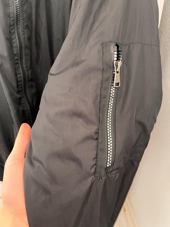 Siyah Fermuarlı ince ceket - Görsel 5