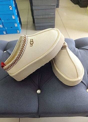 Ugg UGG TAZZ SLİPPER PLATFORM BEJ CİLT 