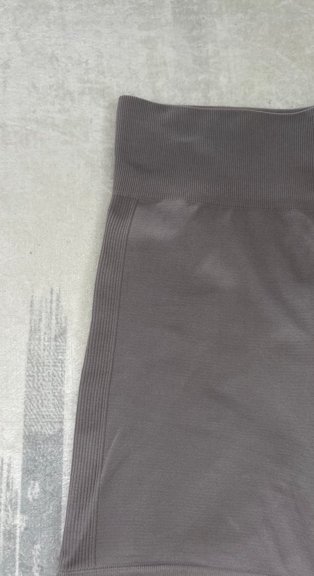 Büzgüsüz Gri Kadın Mini Tayt - Görsel 2