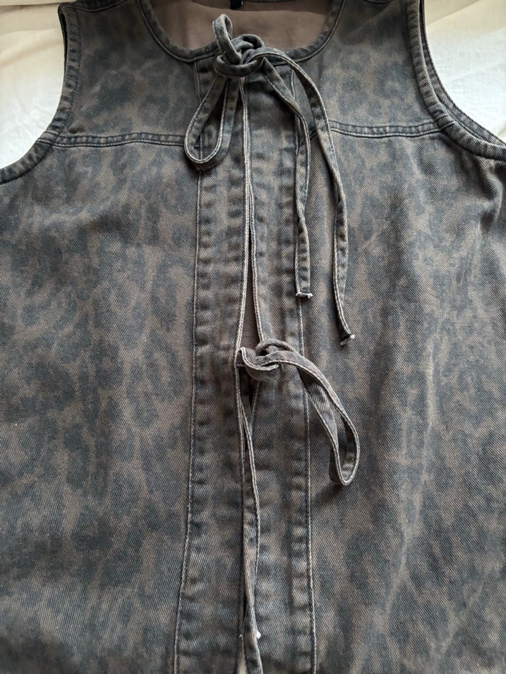 Leopar Bağcıklı Kolsuz Denim Yelek - Görsel 3