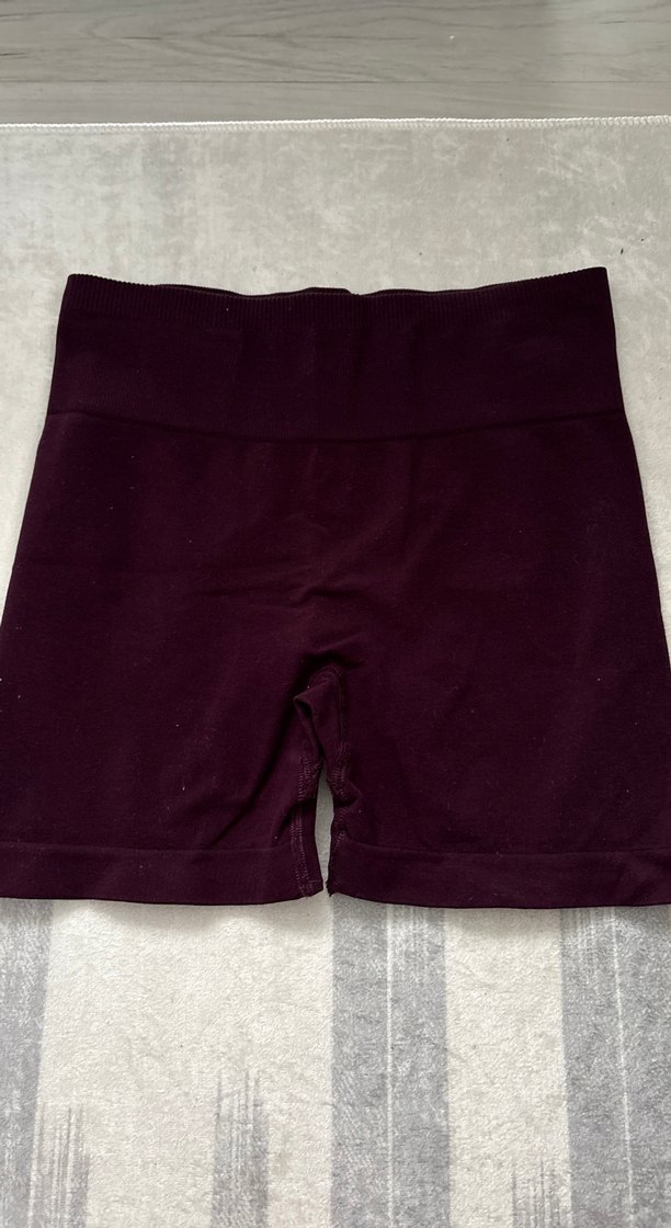 Pushup etkili kısa tayt - Görsel 3