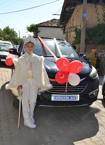 Sünnet kıyafeti