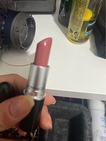 MAC Mac ruj velvet teddy 617 numara