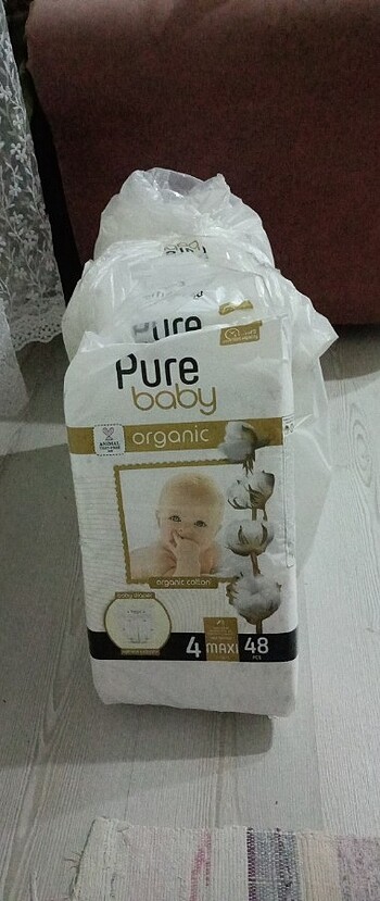 4 Beden: 7-18 kg Beden Renk Bebek bezi