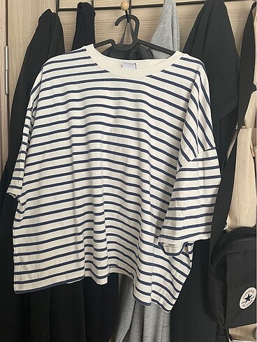 Bershka tshirt