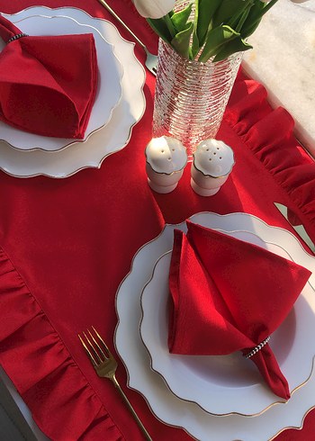 Kırmızı Etrafı Fırfırlı Runner - Görsel 3