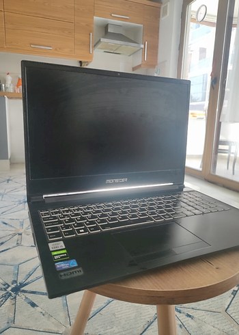 Monster abra A5 gaming dizüstü bilgisayar