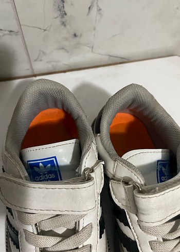 26 Beden beyaz Renk Adidas samba cocuk 25