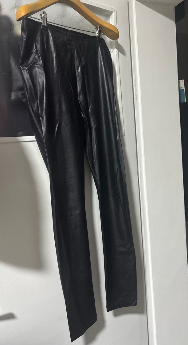 Kadın Siyah Deri Dar Kesim  Pantolon - Görsel 2