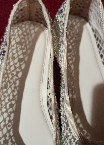 Beyaz İşlemeli Boncuklu  Babet.cok az kullanıldı.saglam.temiz - Görsel 8