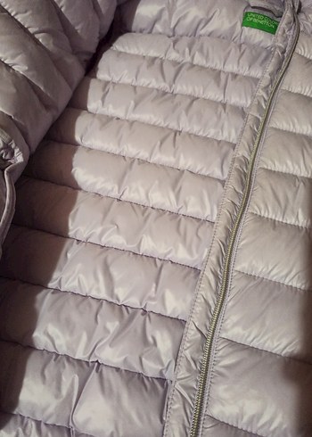 Kapüşonlu Benetton şişme yelek .az kullanılmış.tertemizdir - Görsel 5