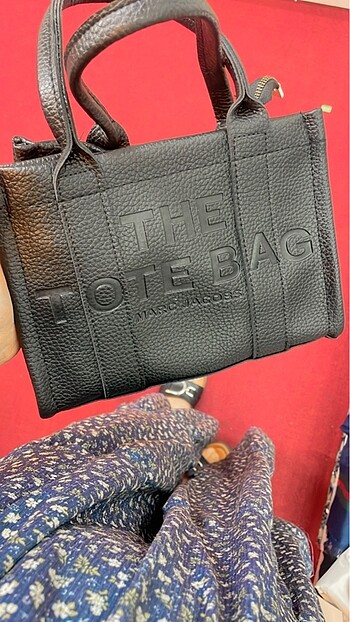 Marc Jacobs Siyah,beyaz,bej,pembe,mavi ve acı kahve