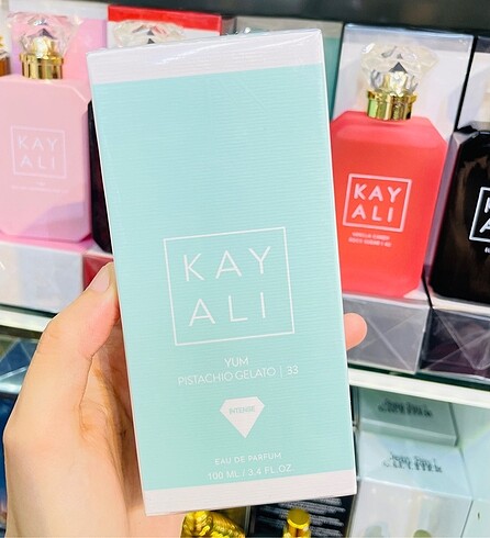 Huda Beauty KAYALI YUM PISTACHIO GELATO | 33 ????