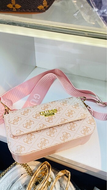 Guess mini pink ????