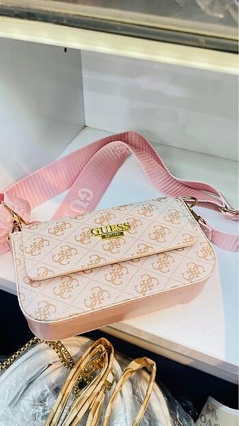Guess Guess mini pink ????