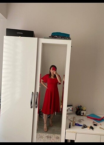 s Beden kırmızı Renk KIRMIZI MİDİ ELBİSE