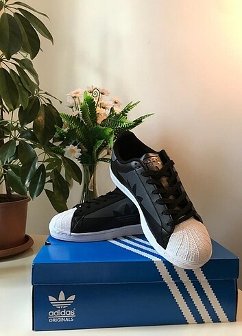 Adidas Superstar 