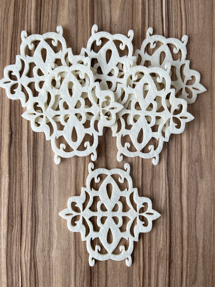 Bohem Tarzı Yaprak ve Desenli Keçe Bardak Altlıkları - Görsel 3