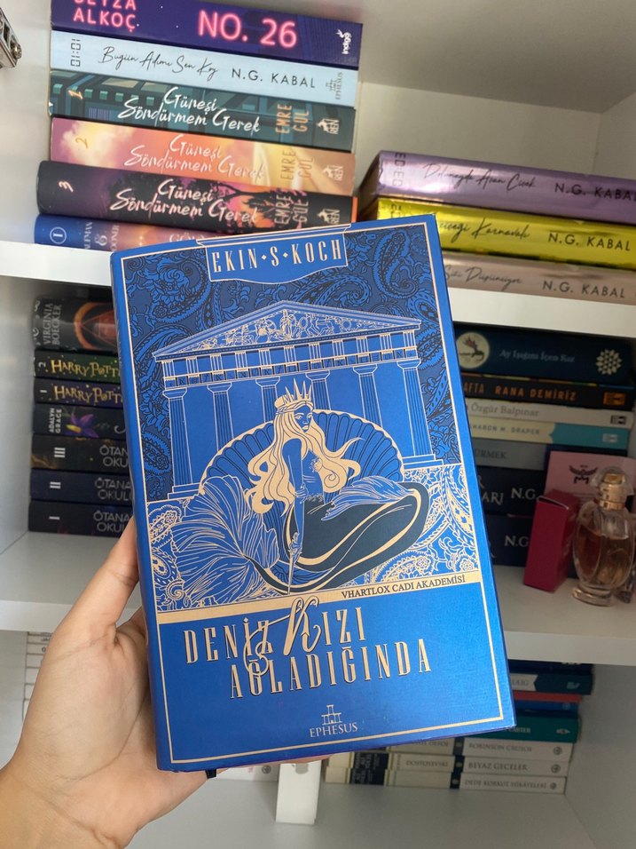 Hekatenin Kızları ve Denizkızı Ağladığında ikili kitap serisi - Görsel 3