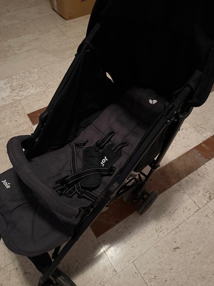 Siyah Joie Bebek Arabası - Görsel 4
