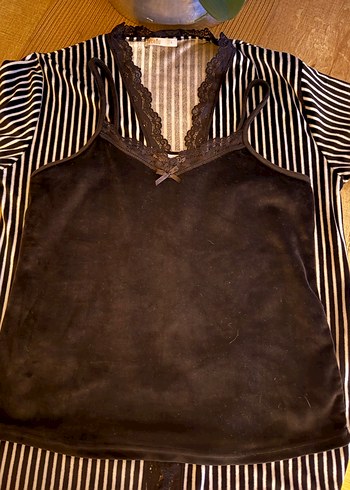 Uzun Kollu Siyah Çizgili Midi Kadın Sabahlık - Görsel 2