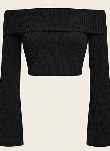 off shoulder crop tee