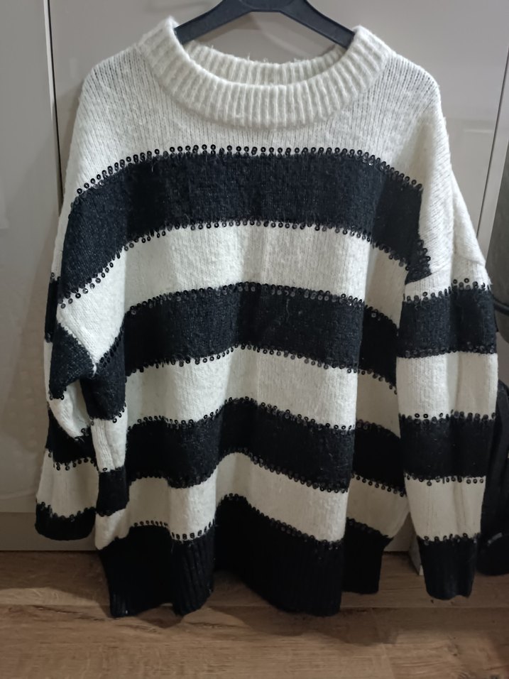 zara Kadın Siyah Beyaz Çizgili Triko Kazak - Görsel 3