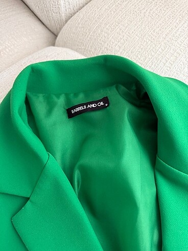m Beden Crop ceket