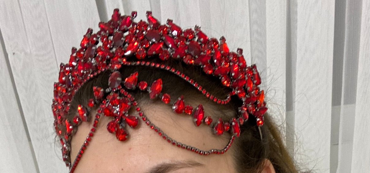 Kırmızı Gelin Taçı - Görsel 3