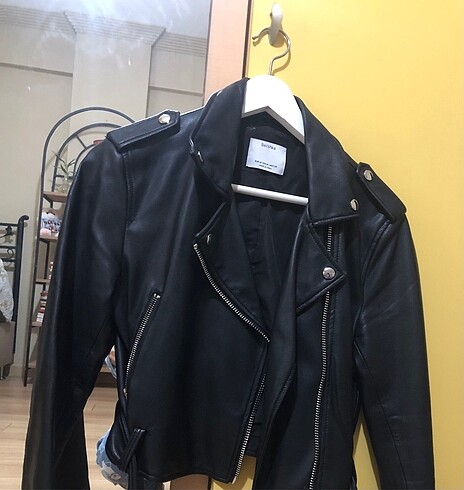 bershka siyah deri ceket