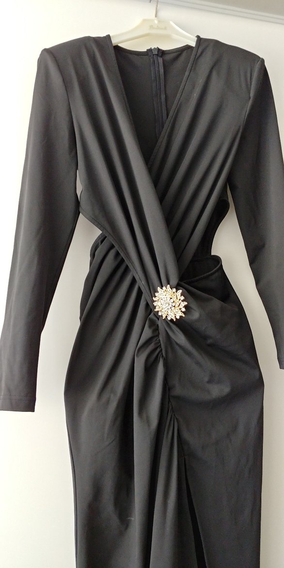 Uzun Siyah Drapeli Kadın Elbise - Görsel 2