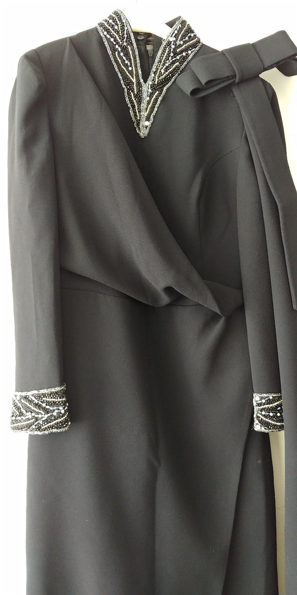 işlemeli uzun abiye tesettürlü elbise - Görsel 3