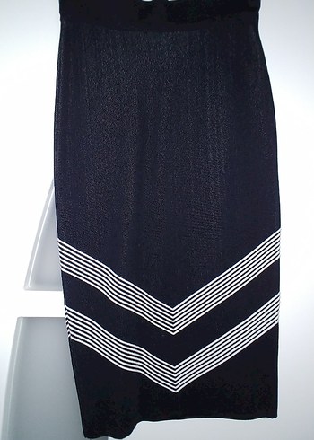 Çizgili triko Siyah Midi Kalem Etek - Görsel 3