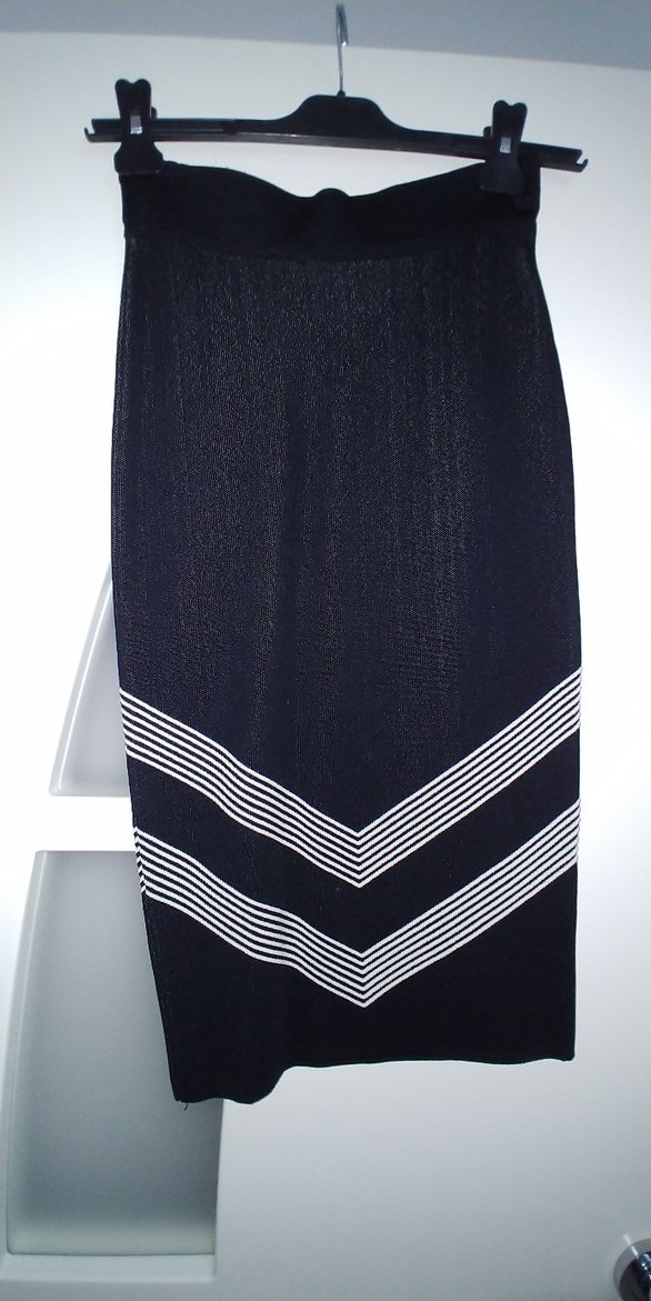 Çizgili triko Siyah Midi Kalem Etek - Görsel 3