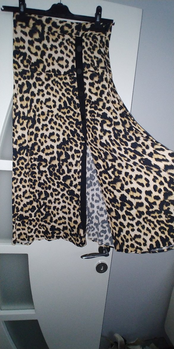 Leopar Desenli Uzun Kemerli Kadın Etek - Görsel 3