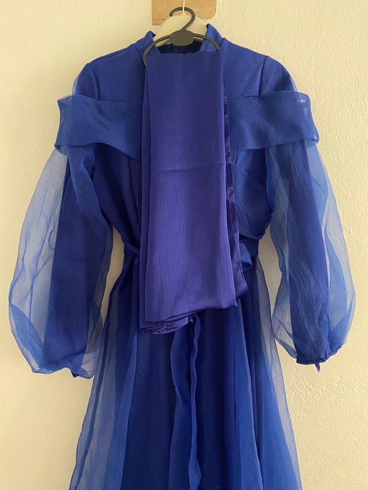 Uzun Kollu Mavi Drapeli Kadın Abiye - Görsel 4