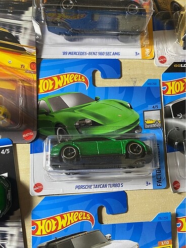 Posche taycan turbo s