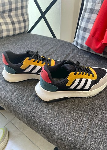 40 Beden Renkli Desenli Erkek Spor Ayakkabı