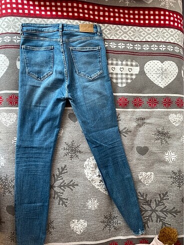 42 Beden mavi Renk Zara kot jean