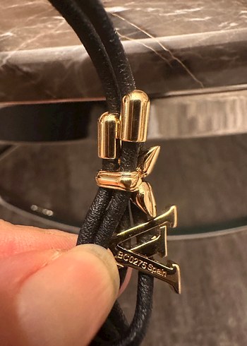 Louis Vuitton Elastik Altın Bileklik - Görsel 4
