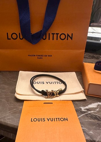 Louis Vuitton Elastik Altın Bileklik - Görsel 2