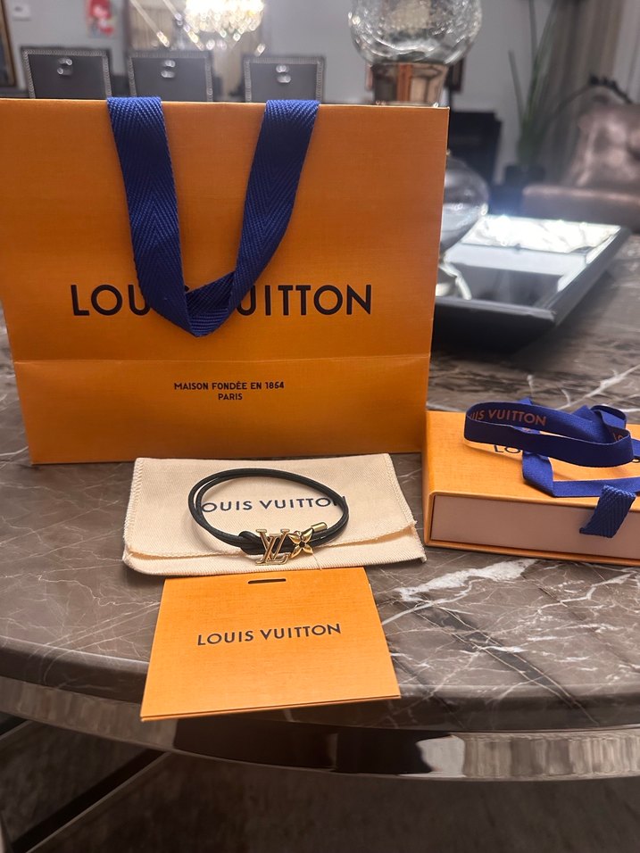 Louis Vuitton Elastik Altın Bileklik - Görsel 3