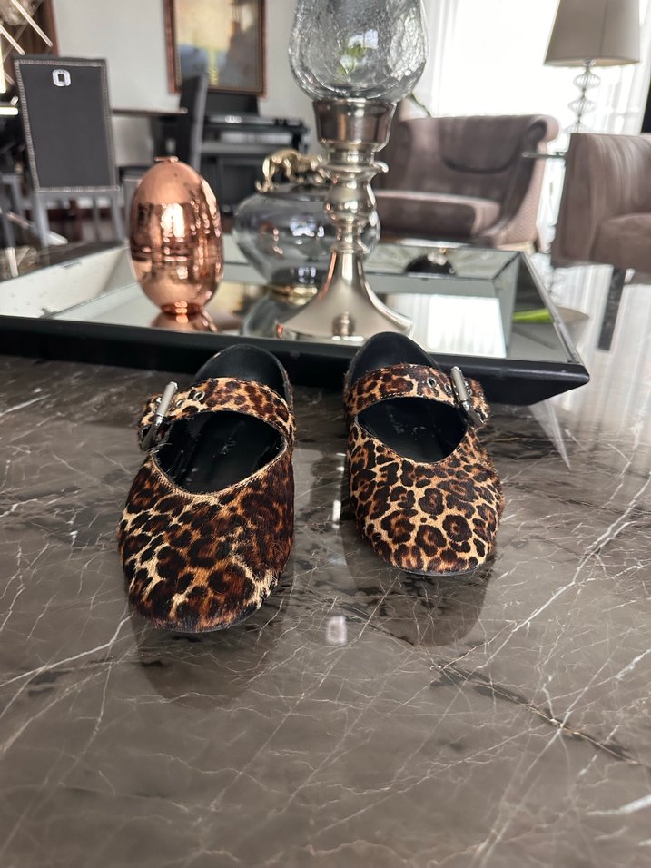 Kahverengi Leopar Desenli Tokalı Topuklu Kadın Ayakkabı. - Görsel 2