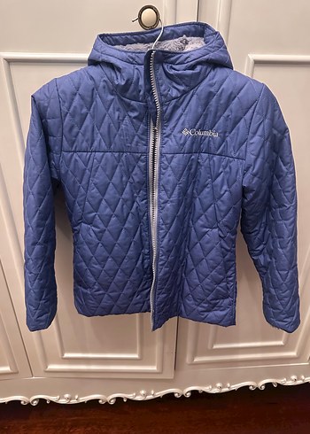 Columbia 8 Yaş