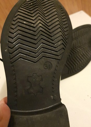 Erkek çocuk Siyah Rugan Bağcıklı Klasik Ayakkabı - Görsel 5