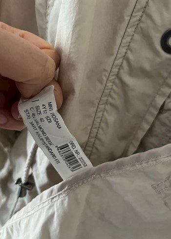 Düğmeli Bej Kadın Ceket - Görsel 5